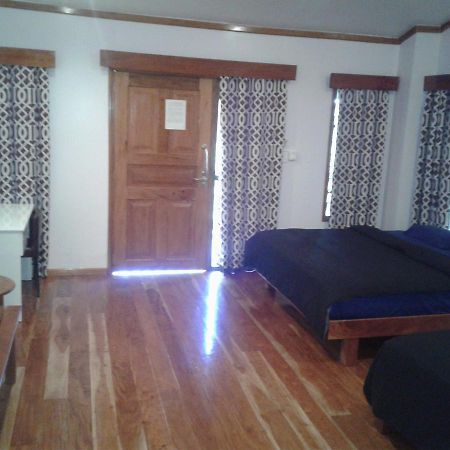 Blue Light Hotel Nadi Luaran gambar